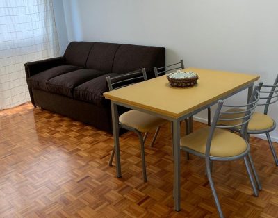 Apartamento a m del Obelisco. Cerca de Todo. Hasta 4 Personas.