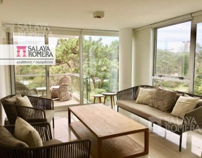 Venta Departamento en Av Roosevelt – Playa Brava – 2 Dorm., 2 Baños