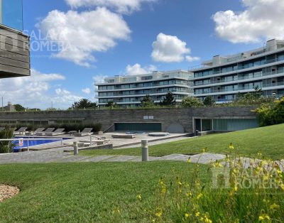 Venta Espectacular Apartamento 3 Dorm. en Suite con Vista Al Mar Playa Brava Punta del Este