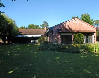 Impecable Casa en Tortugas C. C – Alquiler Marzo por Año