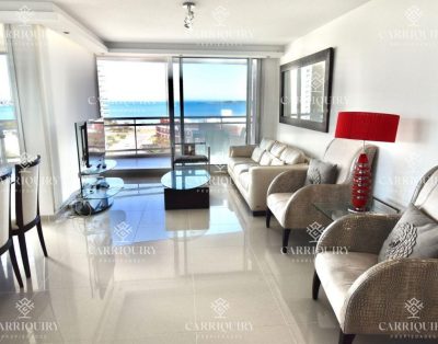 Apartamento en Venta Playa Mansa 3 Dorm.