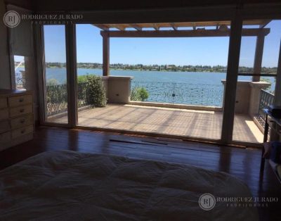 Espectacular Casa a Laguna en Santa Clara – Villanueva – Tigre – Enero