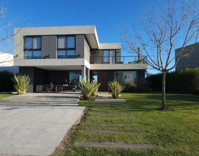 Hermosa Casa a a La Laguna Central – Alquiler Dic/ene/feb – Acacias Puertos