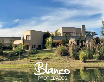 ¡Alquiler Temporal! Espectacular Casa a La Laguna en El Barrio Estancias del Rio