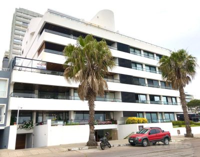 Apartamento en El Puerto, Alquiler Temporada 2023, 4 Dorm. Mas 2 Dependencias de Servicio! E