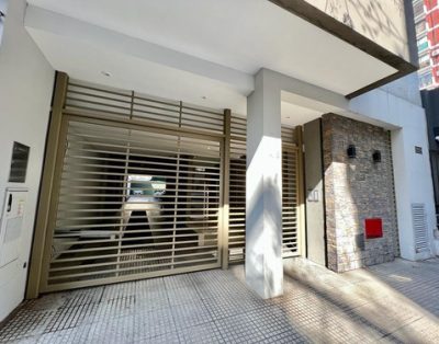 Departamento Monoambiente- Amoblado Con Patio Y Balcon- Almagro