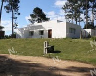 Barrio Privado La Arbolada Venta Alquiler – Punta Del Este Mansa