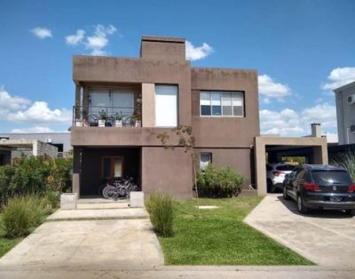 Casa 4 Ambientes En Venta En Pilar, La Canada De Pilar