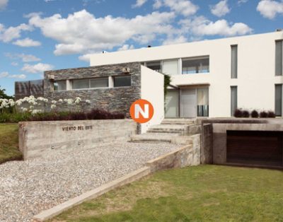 Casa En Venta Y Alquiler, Jose Ignacio, Primera Linea. Casa Moderna Con Estilo Propio – Jose Ignacio