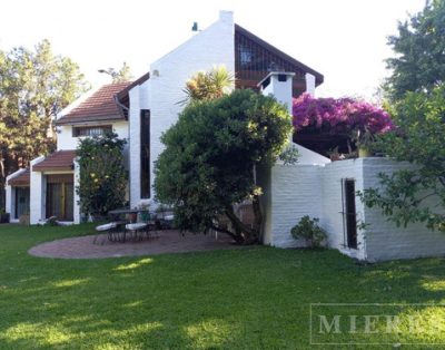 Casa En Alquiler De Temporada En Lomas De San Isidro