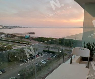 Divino Apartamento En Alquiler Sobre La Mansa – Punta Del Este Mansa