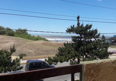 Departamento En Costanera Con Balcon Al Mar