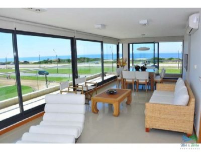 En Venta Y Alquiler!!! Muy Llindo Apartamento En Parada 6 De Playa Brava .. – Punta Del Este Brava