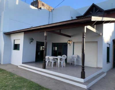 Gran Casa Para 13 Personas- Necochea, Zona Centrica