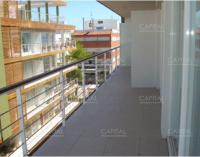 Apartamento De Tres Dormitorios En Venta, Punta Del Este – Punta Del Este Peninsula