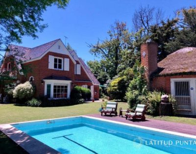 Residencia En Mansa, 3 Dormitorios Y Casa De Huespedes – Punta Del Este Mansa