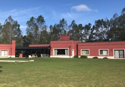 Chacra Tandil Cerca Del Centro C/pileta Y Cancha De Futbol