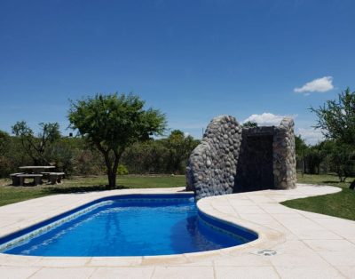 Alquiler Hermosa casa en Capilla – Jardín, Piscina Y La Mejor Vista en Capilla Del Monte