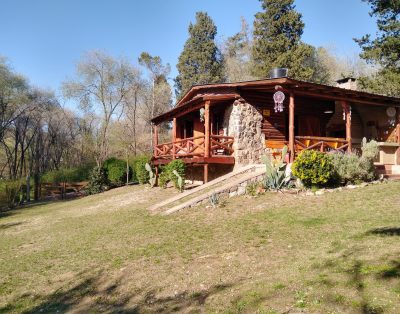 Alquiler Cabañas de Troncos La Soñada en La Serranita