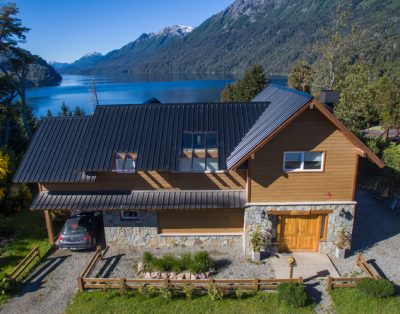 Casa en Villa la Angostura con vista unica y panoramica al lago Correntoso mas vista al Nahuel Huapi