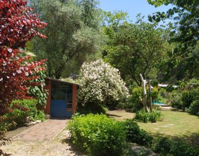 Casa estilo campo con pileta en Miramar