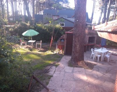 Alquilo chalet en Pinamar zona b5 diciembre ,enero, febrero marzo