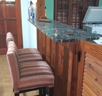 Casa de 3 dormitorios con piscina a 10 cuadras del mar