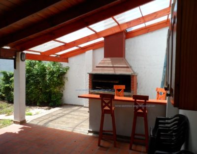 Chalet para 12 personas Mar del Plata.