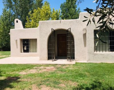 Casa Cadaques. Chacras de Coria. Mendoza