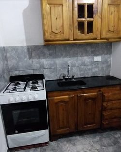 Casa económica 🏡 en Villa Carlos Paz para 5 personas, a 5 min. y a 15 cuadras del centro