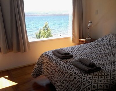 Duplex sobre costa de Nahuel Huapi a 3 km de la ciudad