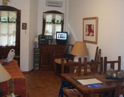 Duplex con hermoso jardin cerrado- NO GRUPO DE JOVENES, NO MASCOTAS Solo familias