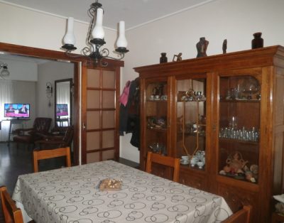 Chalet con todas las comodidades en Miramar