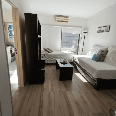 Alquilo por dia Palermo a paso de la Rural hasta 5  personas cochera piscina gym wifi