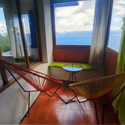 Departamento céntrico con vista al lago