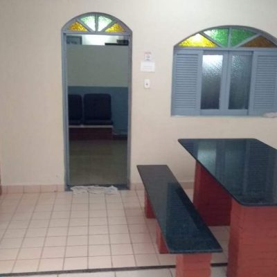 Casa de 4 quartos para até 15 pessoas na praia dos castelanos, anchieta, es