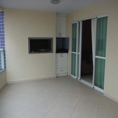Apartamento 3 suites com ar e 2 vagas garagem – meia praia