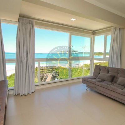 Apartamento luxo 2 dormitórios com vista para o mar, de frente para a praia de quatro ilhas em bombi
