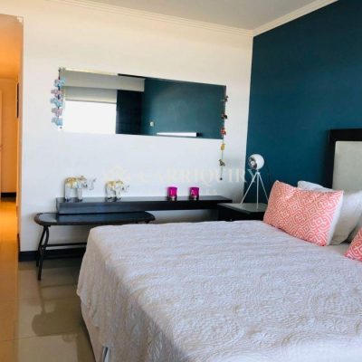 Venta apartamento 3 dorm. y dependencia en playa brava, punta del este.