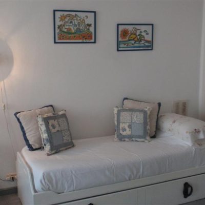 Punta del este – edificio lafayette – 2 ambientes – cochera