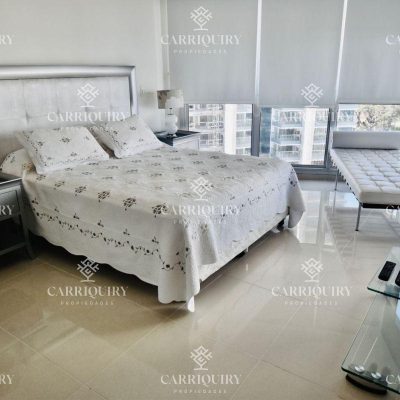 Apartamento en venta playa mansa 3 dorm.