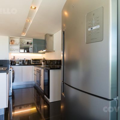Alquiler apartamento dos dorm. y servicio – amenities, garage, playa brava