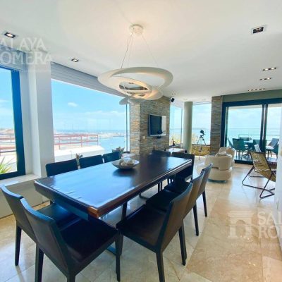 Venta espectacular penthouse – 3 dorm. servico – primera linea puerto – ref:
