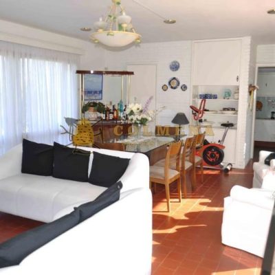 Casa en brava – frente al mar