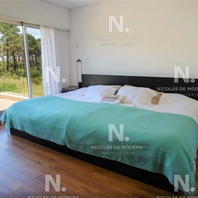 Excelente propiedad en barrio privado – cinco dorm. a m del mar