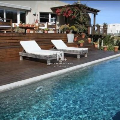 Venta de casa, 4 dorm. en jose ignacio.