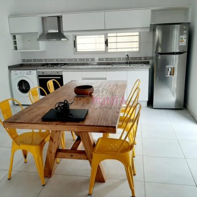 Casa a estrenar en playa mansa
