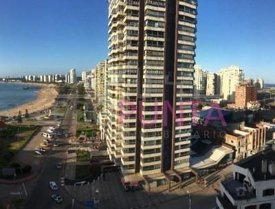 Muy buen departamento, excelentes vistas playa mansa y brava