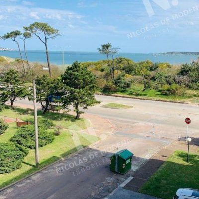Lindo apartamento en primera línea del mar