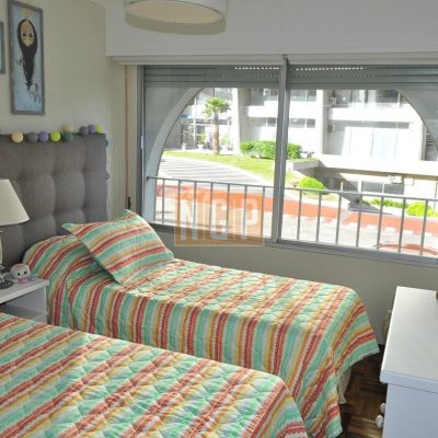 Peninsula, impecable departamento en alquiler